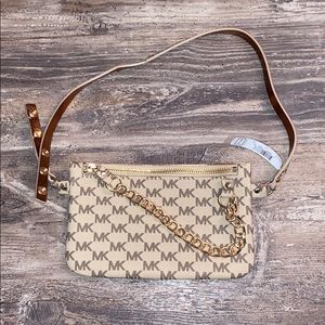 Michael Kors large wristlet